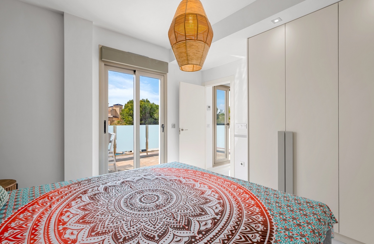 Resale - Villa - Orihuela Costa - Pau 8