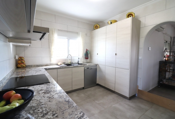 Resale - Finca / Country Property - Orihuela Costa - La Campaneta