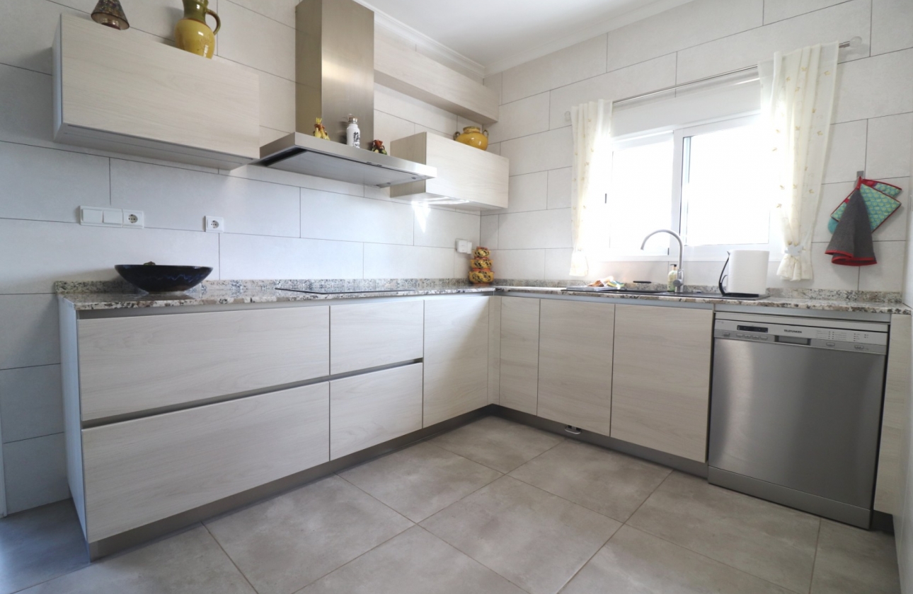 Resale - Finca / Country Property - Orihuela Costa - La Campaneta