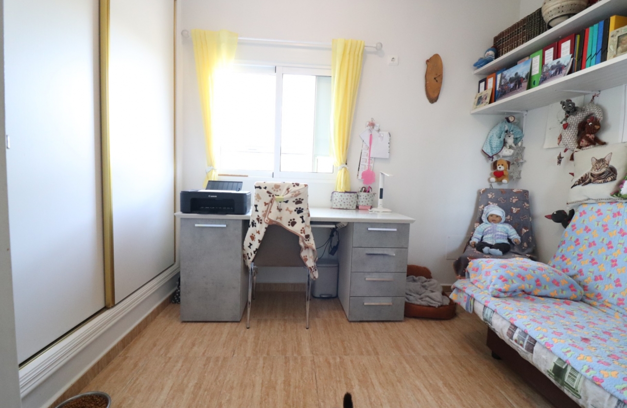 Resale - Finca / Country Property - Orihuela Costa - La Campaneta