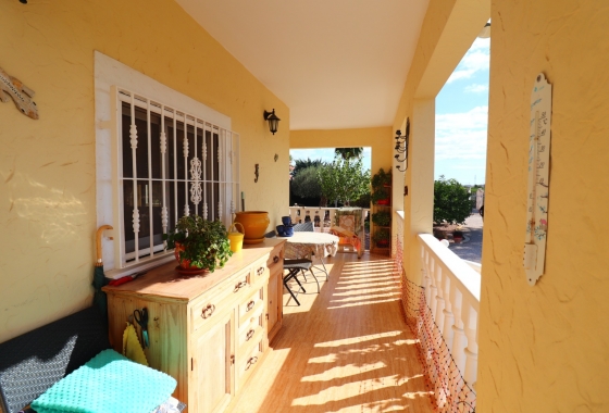 Resale - Finca / Country Property - Orihuela Costa - La Campaneta