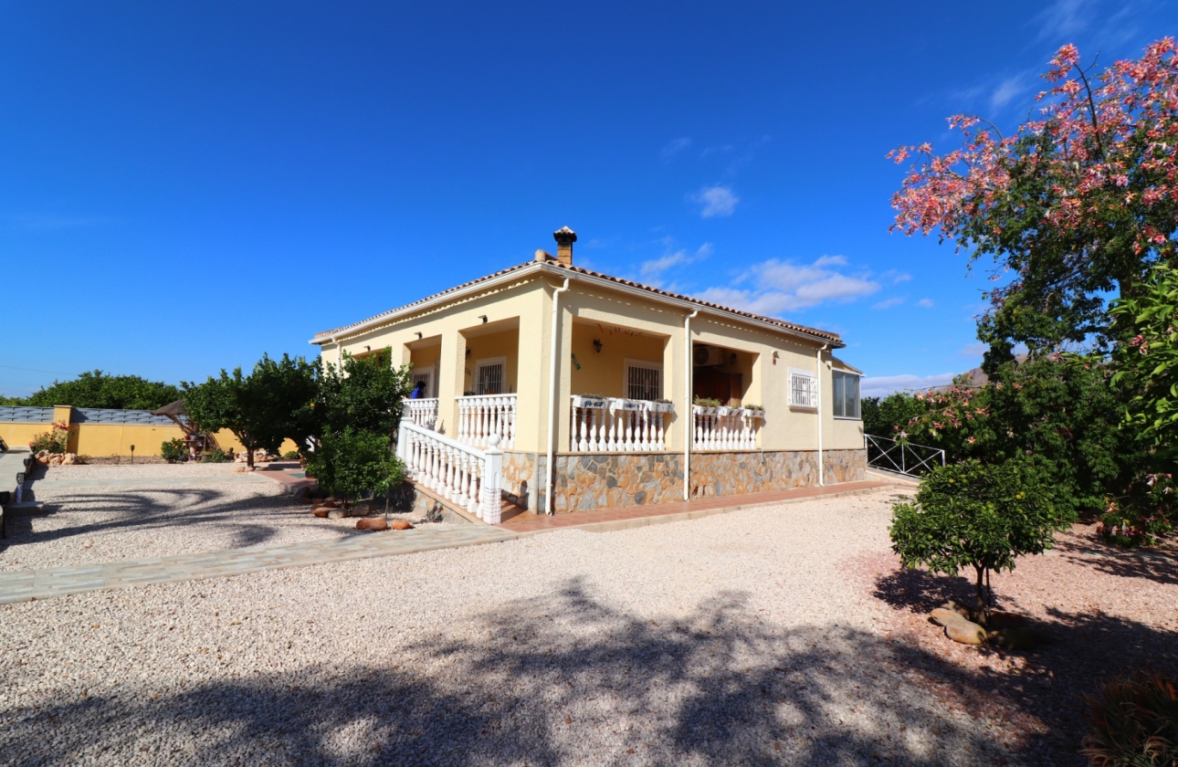 Resale - Finca / Country Property - Orihuela Costa - La Campaneta
