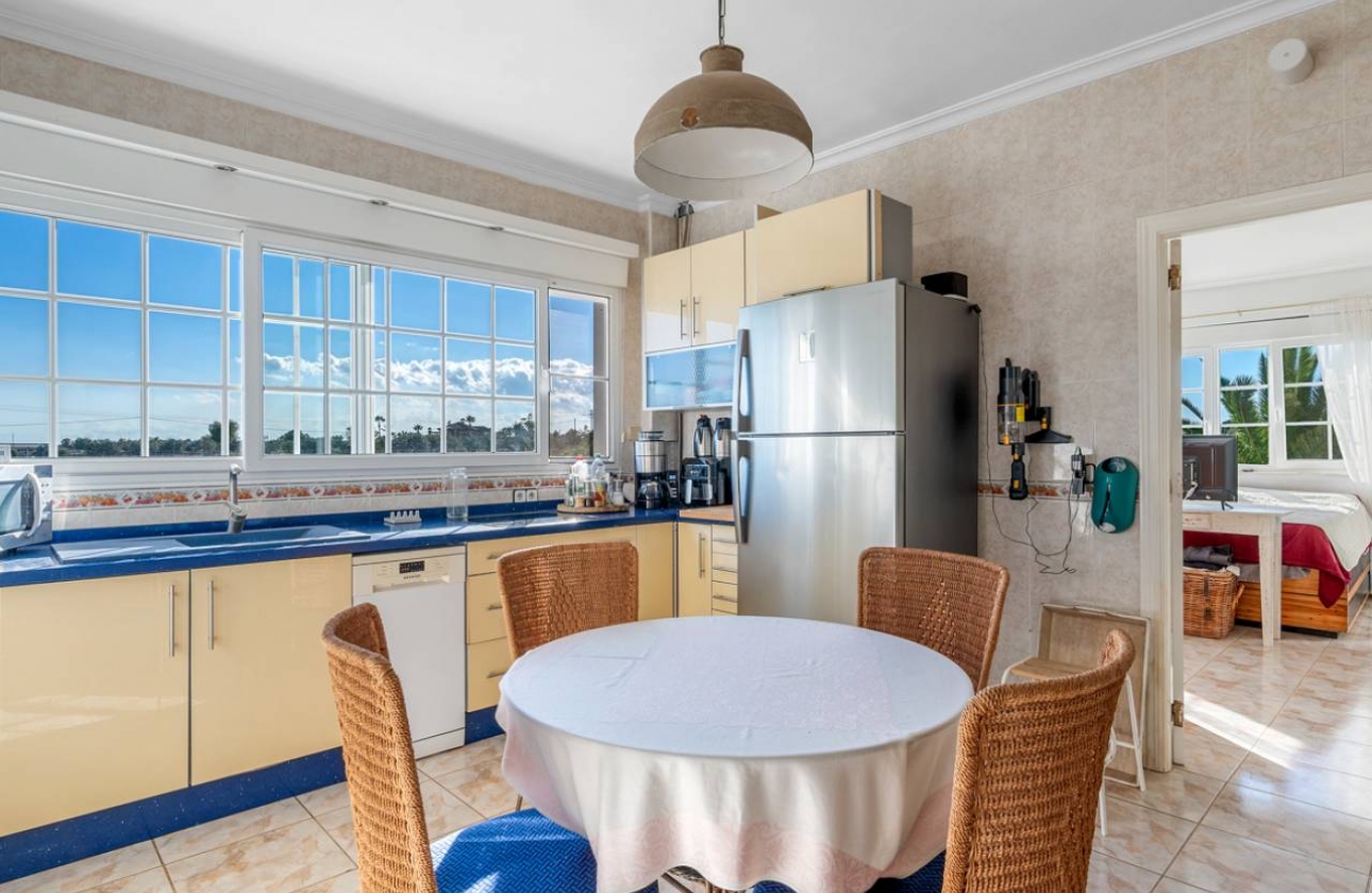 Revente - Finca / Country Property - Los Montesinos