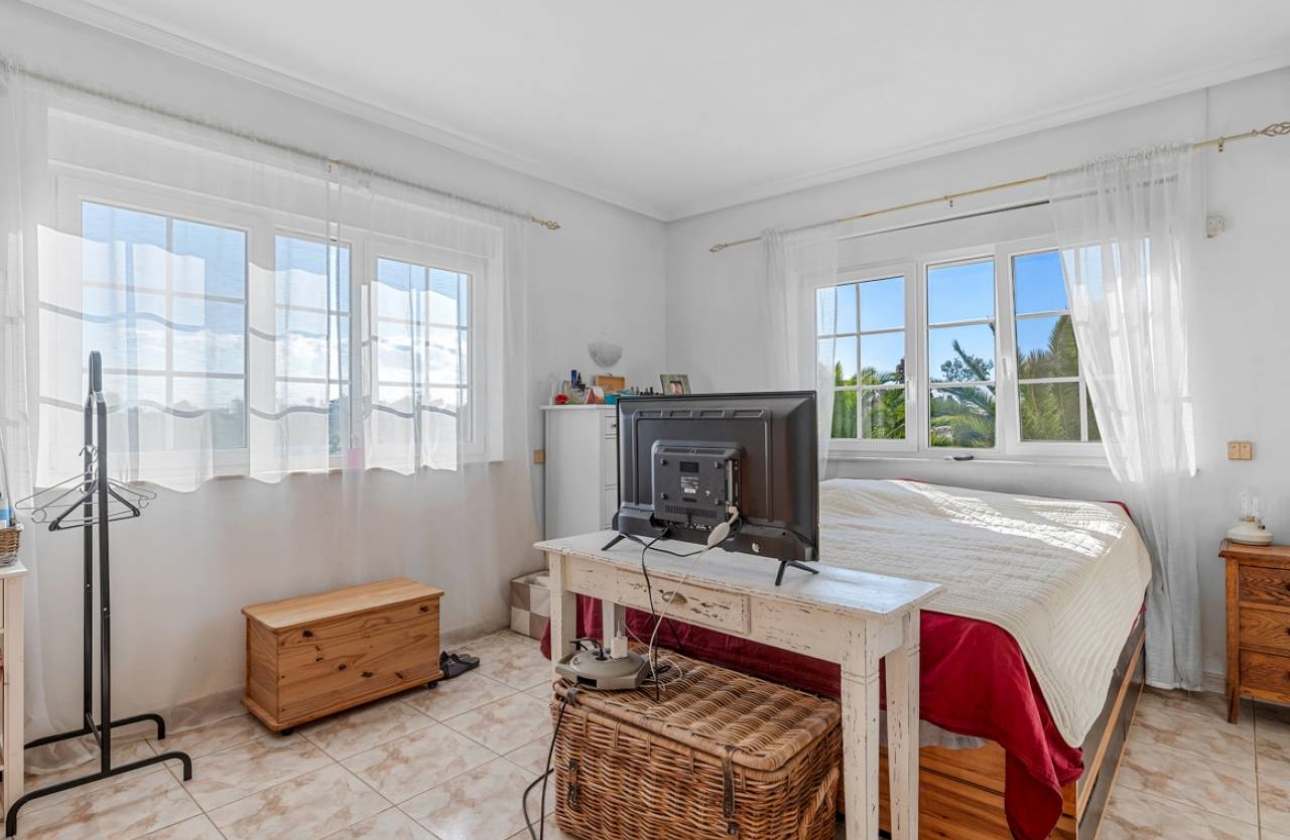 Revente - Finca / Country Property - Los Montesinos