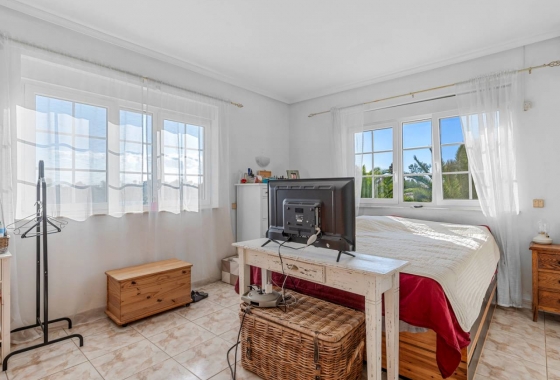 Revente - Finca / Country Property - Los Montesinos