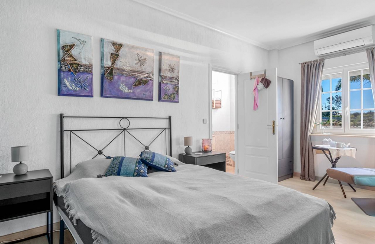 Revente - Finca / Country Property - Los Montesinos