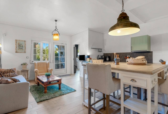 Revente - Finca / Country Property - Los Montesinos