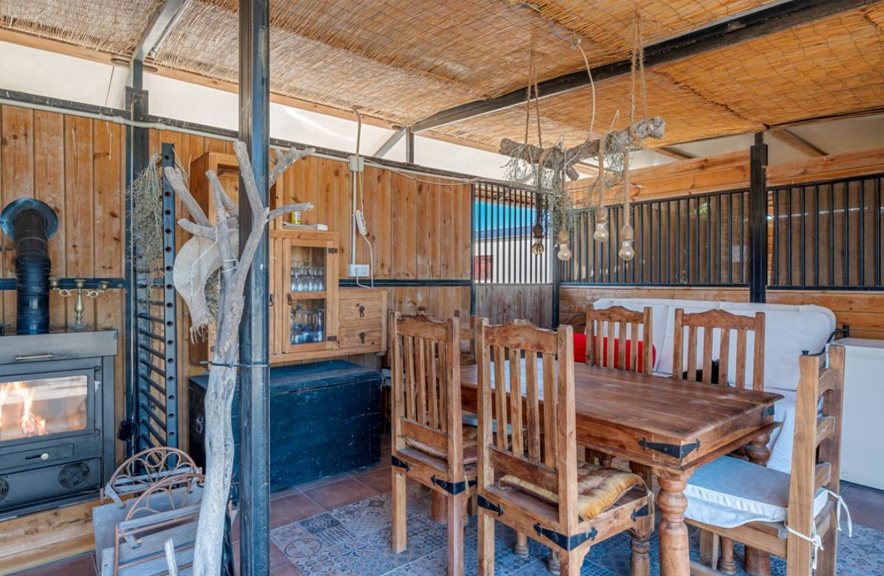 Revente - Finca / Country Property - Los Montesinos