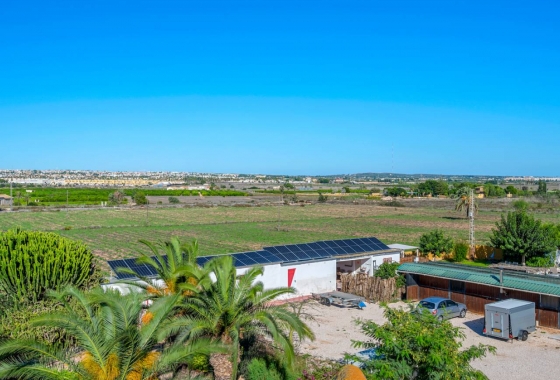 Revente - Finca / Country Property - Los Montesinos