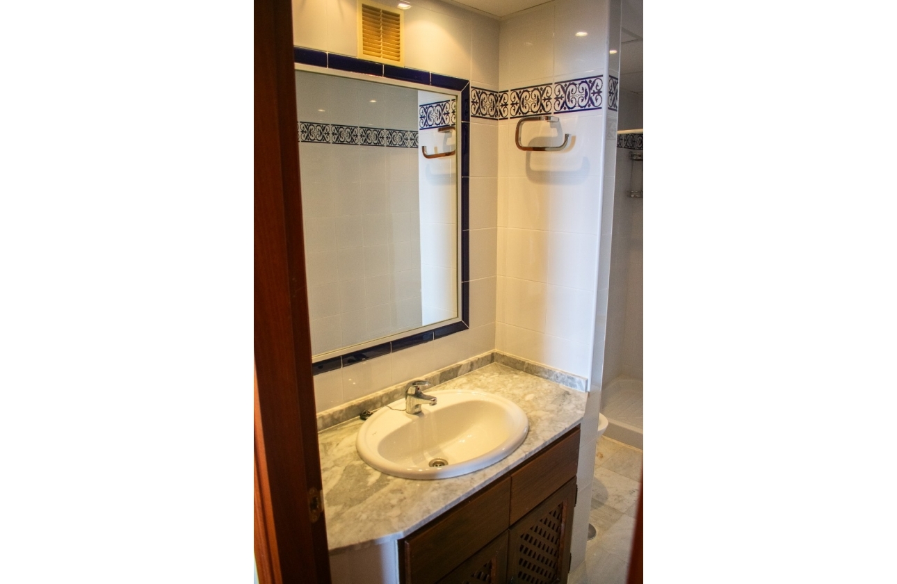 Resale - Apartment / flat - Torrevieja - Playa Los Locos