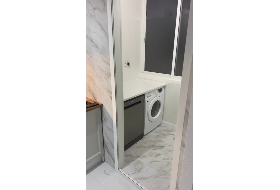 Resale - House - Orihuela Costa - La Zenia