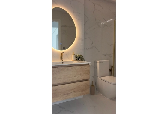 Resale - House - Orihuela Costa - La Zenia