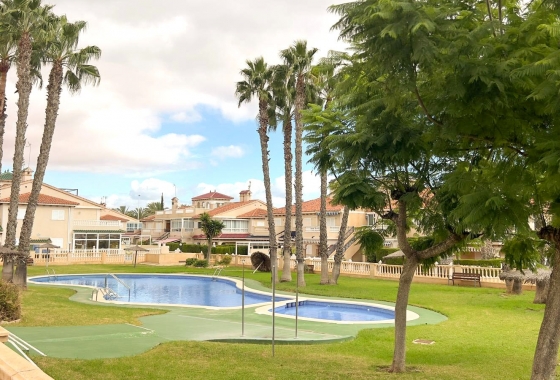 Resale - House - Orihuela Costa - La Zenia