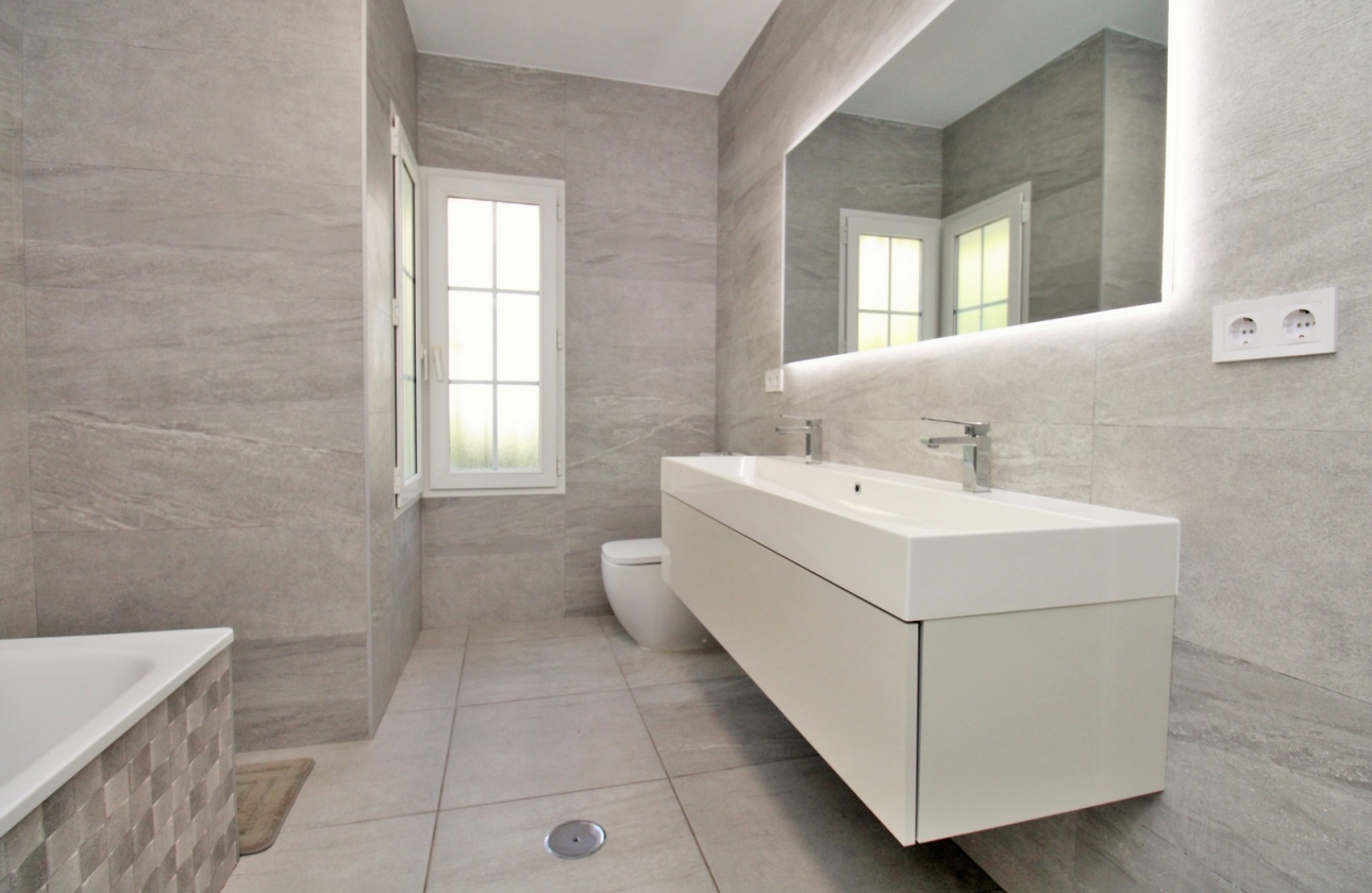 Resale - Villa - Las Ramblas