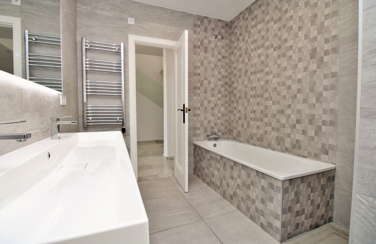 Resale - Villa - Las Ramblas