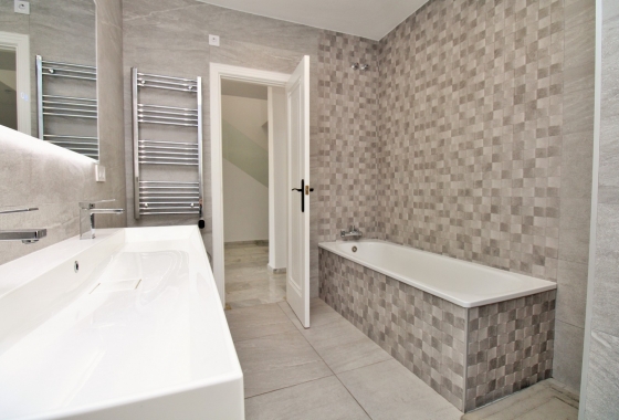 Resale - Villa - Las Ramblas