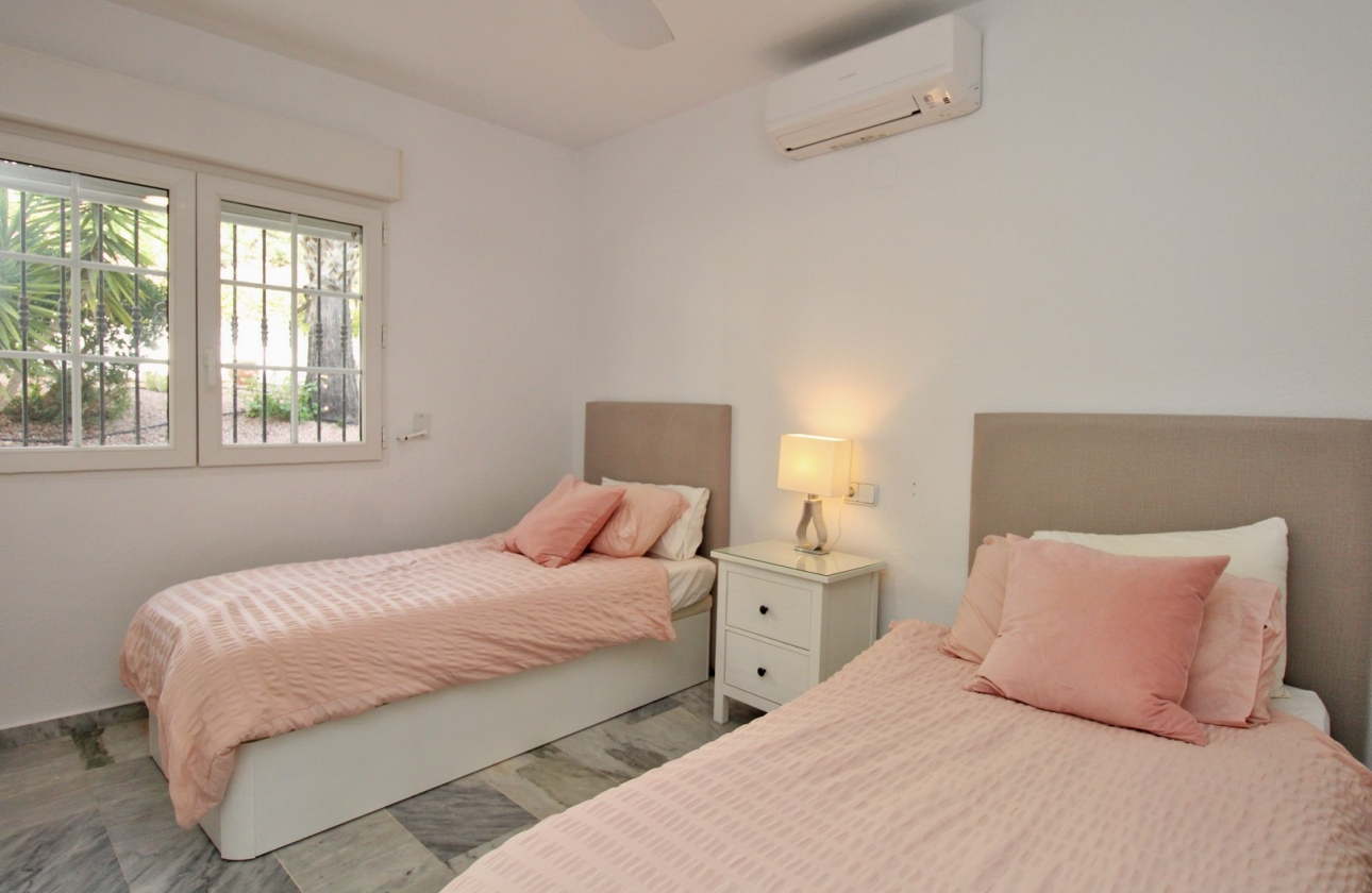 Resale - Villa - Las Ramblas