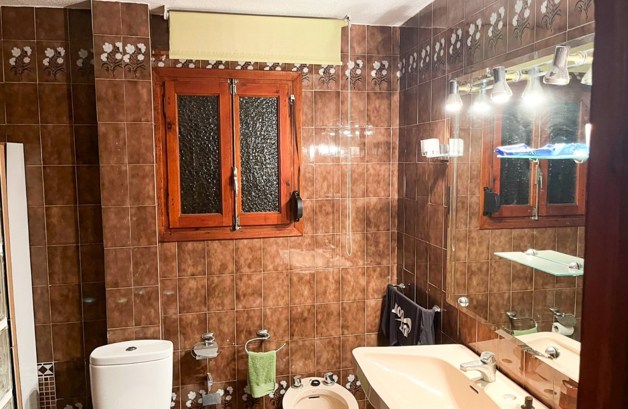 Resale - Villa - Orihuela Costa - Punta Prima