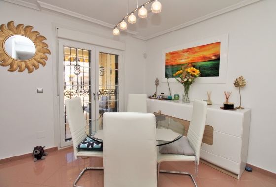 Resale - Villa - Villamartin - Los Dolses