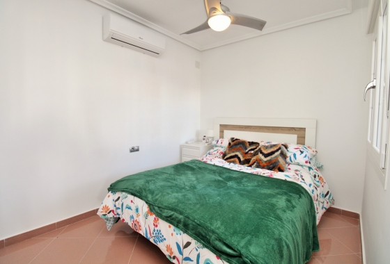 Resale - Villa - Villamartin - Los Dolses