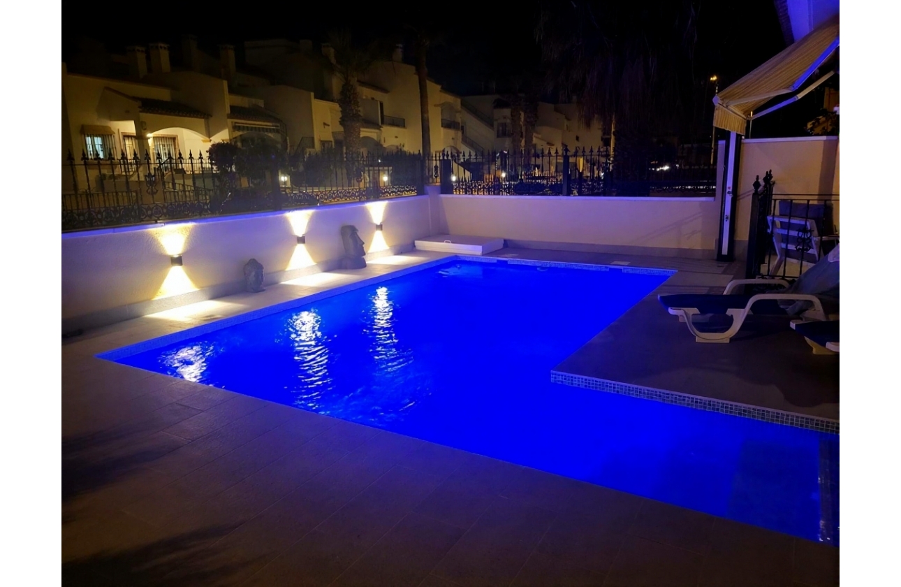 Resale - Villa - Villamartin - Los Dolses