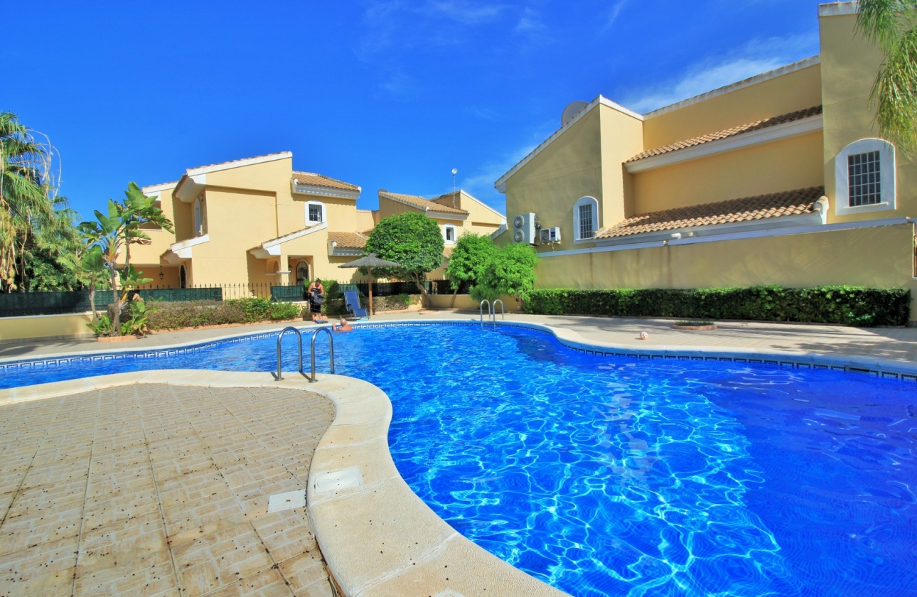 Resale - Villa - Villamartin - Los Dolses