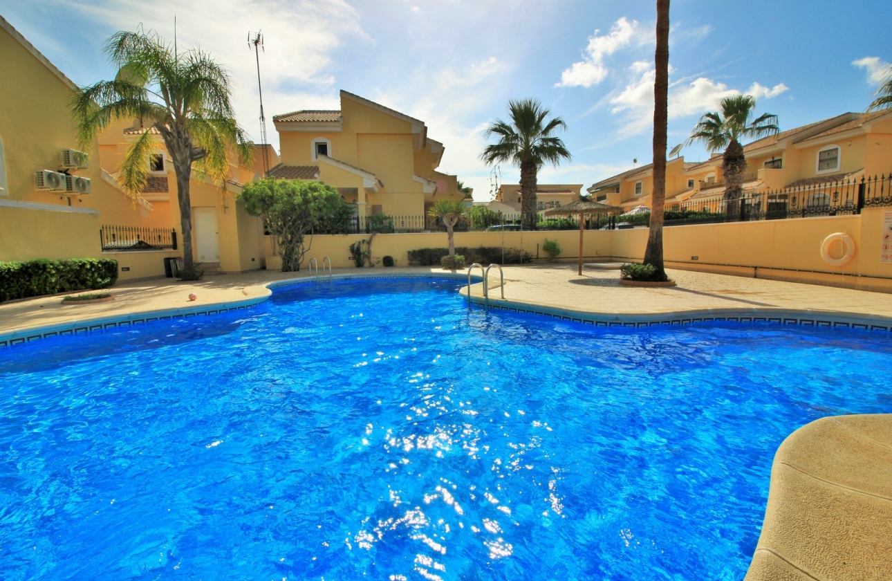 Resale - Villa - Villamartin - Los Dolses