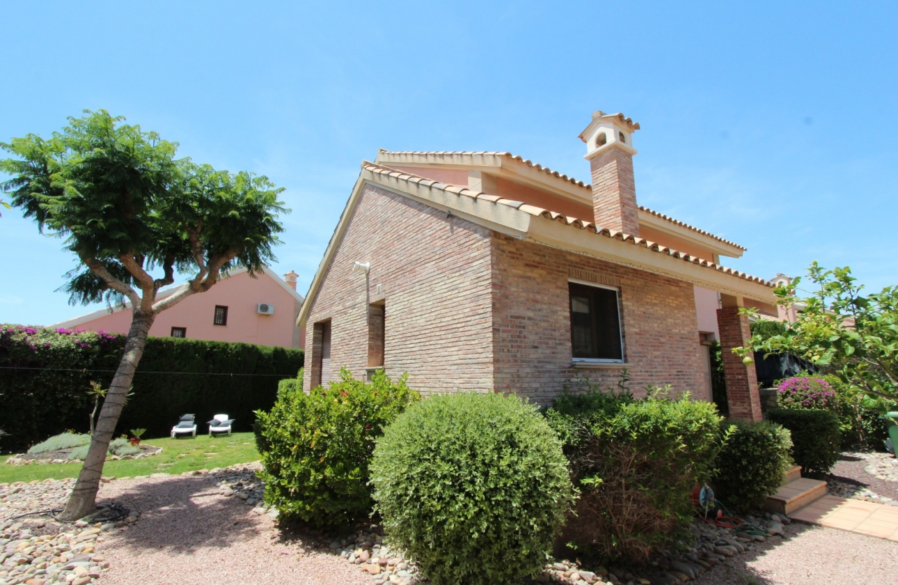 Resale - Villa - Algorfa - La finca Golf
