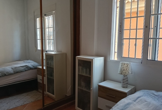 Resale - Villa - Los Montesinos - La Herrada