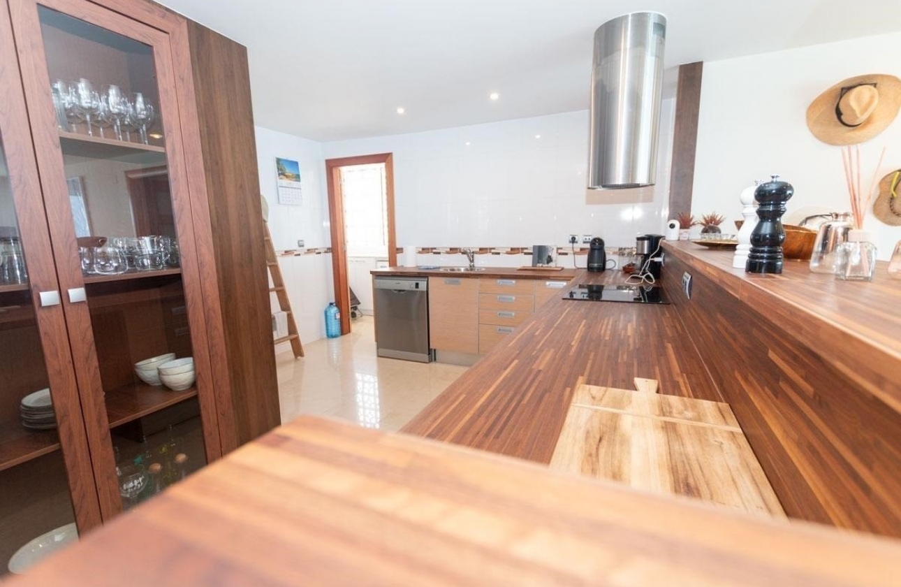 Resale - Apartment / flat - Torrevieja - Playa del Cura