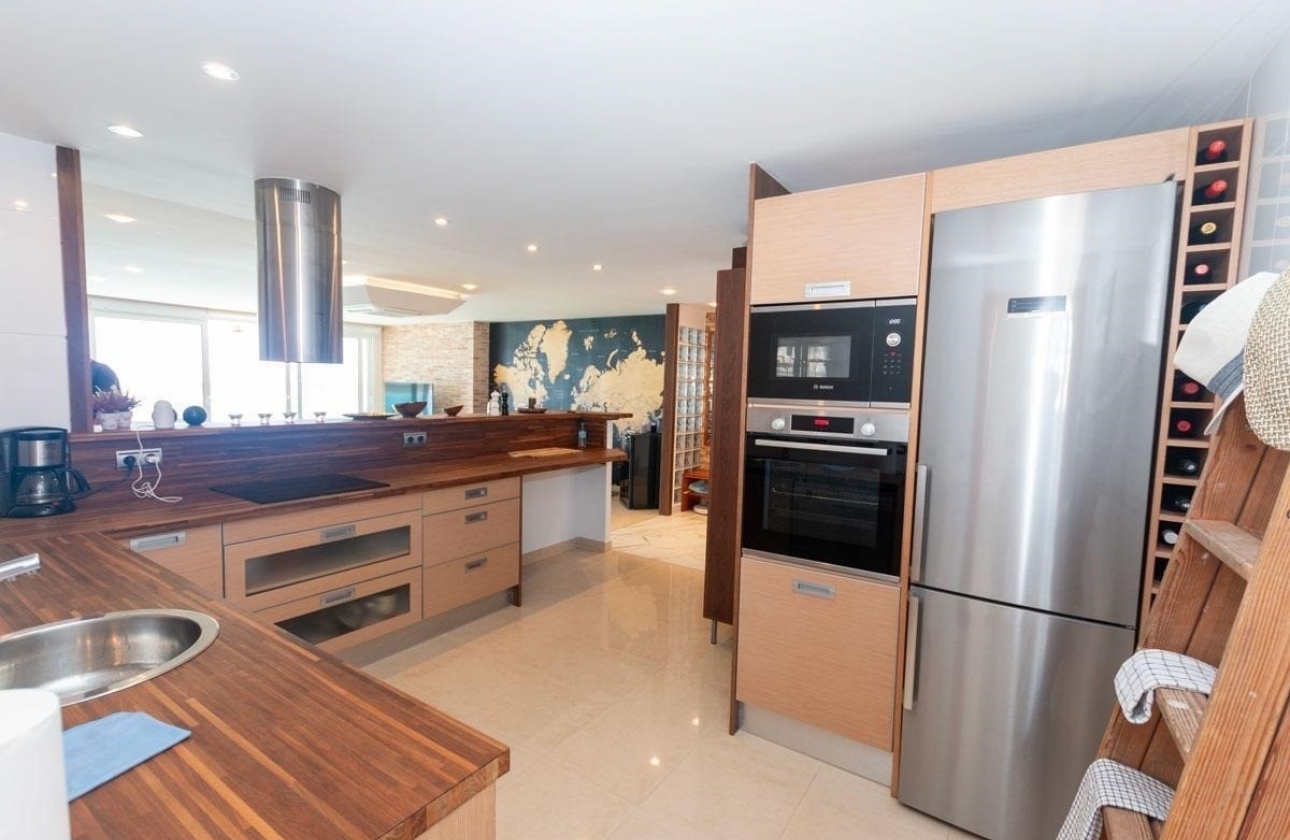 Resale - Apartment / flat - Torrevieja - Playa del Cura