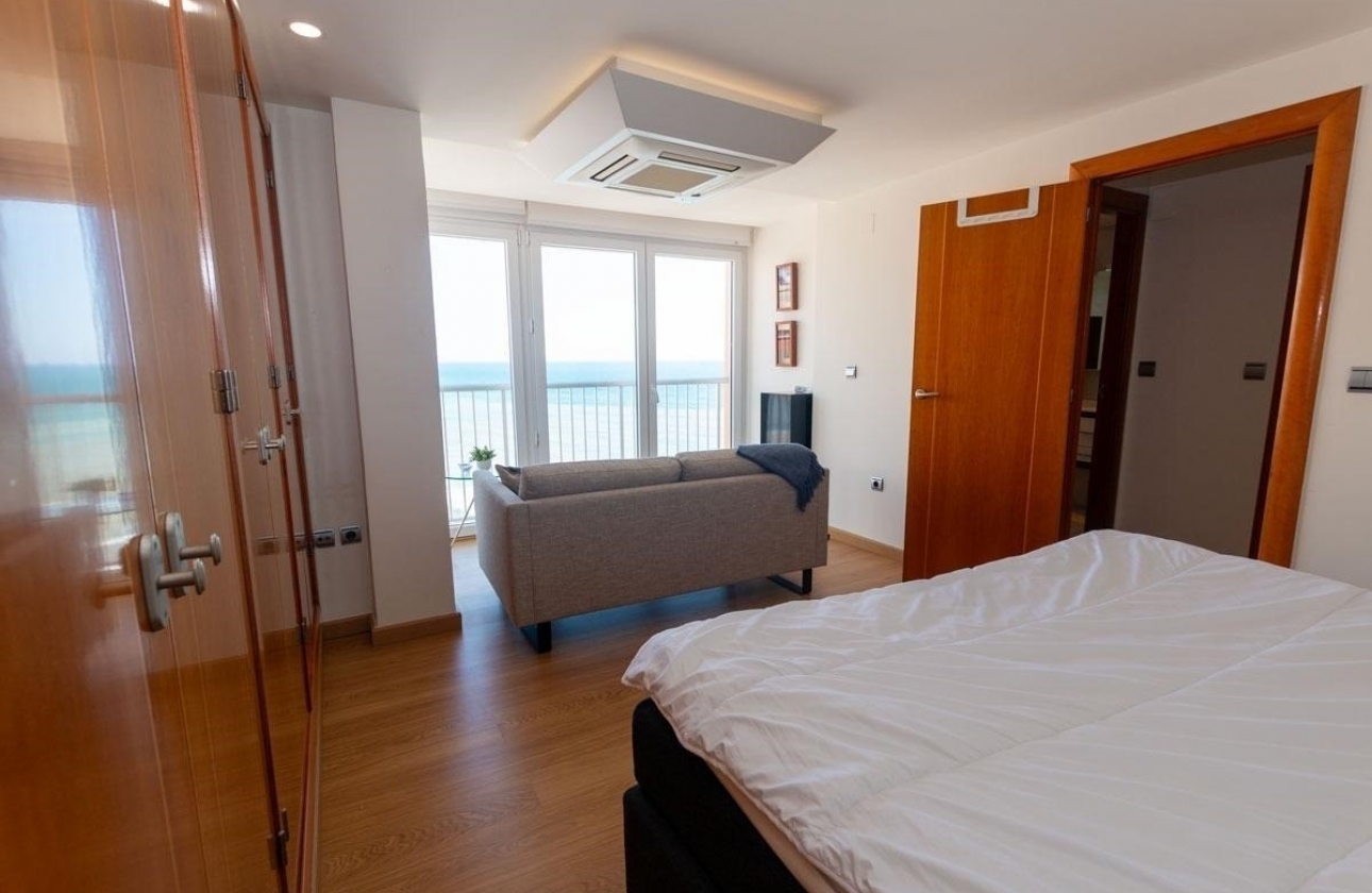Resale - Apartment / flat - Torrevieja - Playa del Cura