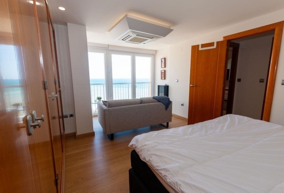 Resale - Apartment / flat - Torrevieja - Playa del Cura