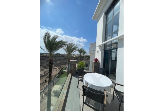 Resale - Apartment / flat - Orihuela Costa - Las Ramblas