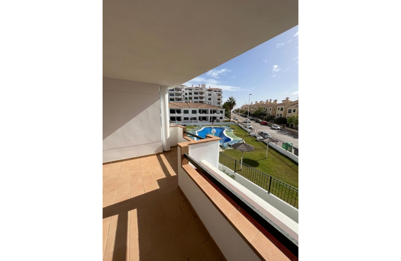 Resale - Apartment / flat - Orihuela Costa - Campoamor