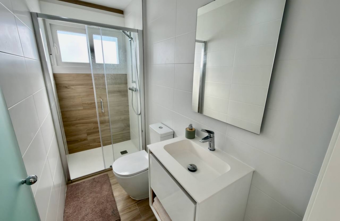 Resale - Apartment / flat - Orihuela Costa - Vistabella