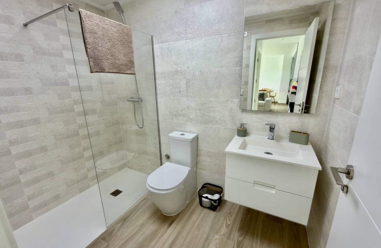 Resale - Apartment / flat - Orihuela Costa - Vistabella