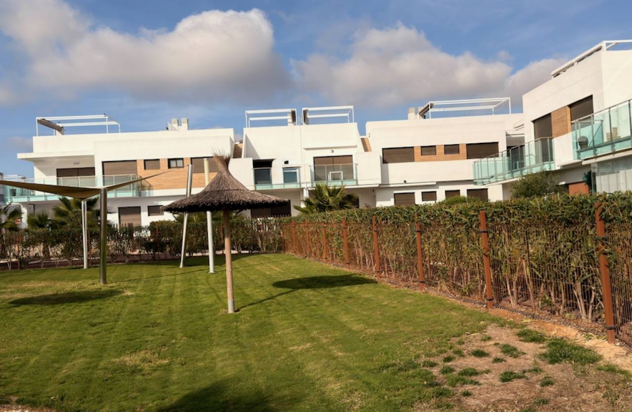 Resale - Apartment / flat - Orihuela Costa - Vistabella