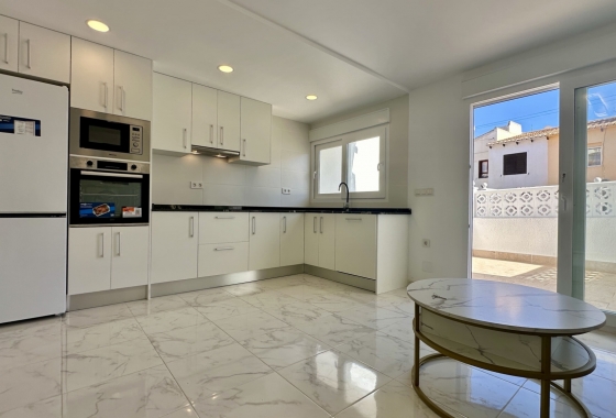 Resale - House - Torrevieja - Los Balcones