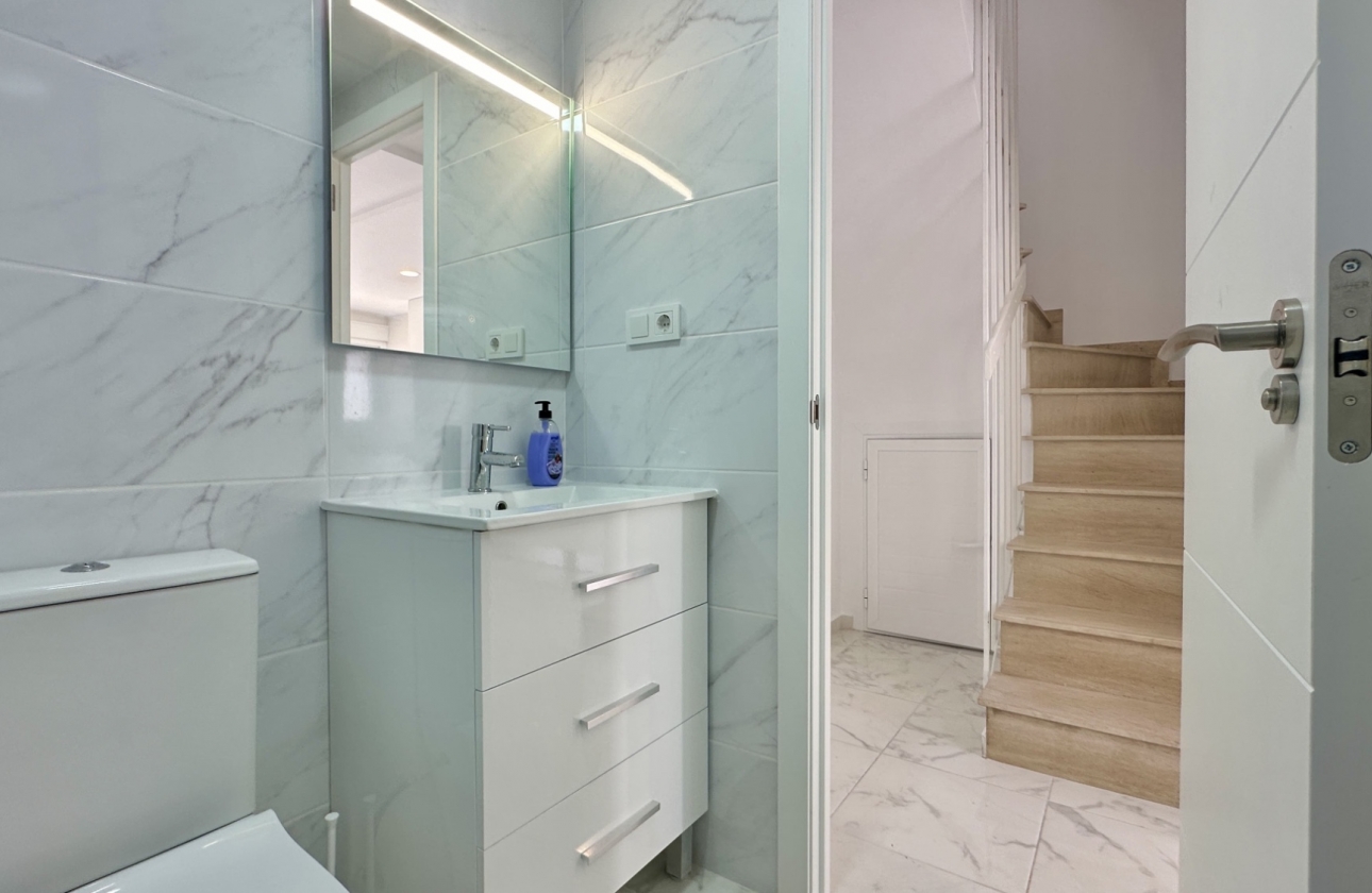 Resale - House - Torrevieja - Los Balcones