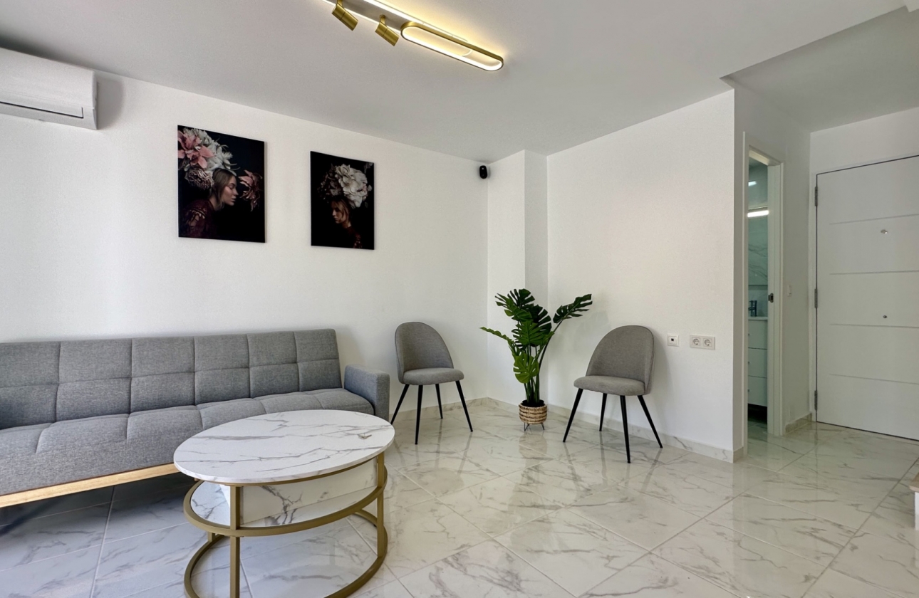 Resale - House - Torrevieja - Los Balcones