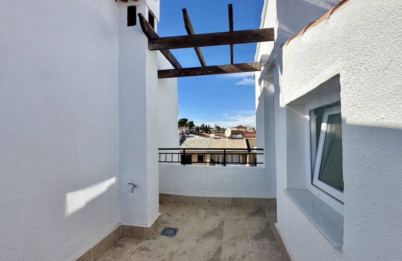 Resale - House - Torrevieja - Los Balcones