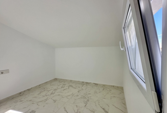 Resale - House - Torrevieja - Los Balcones