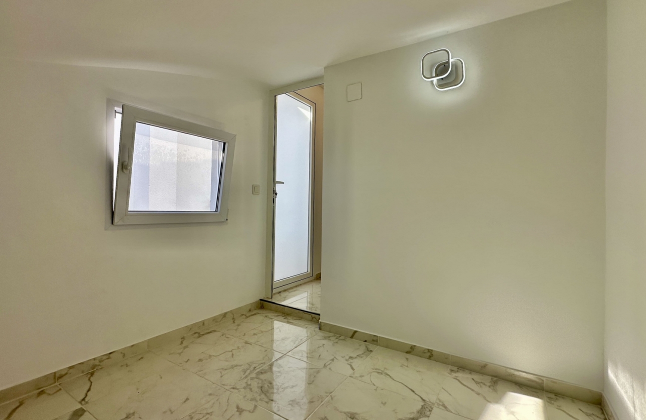 Resale - House - Torrevieja - Los Balcones