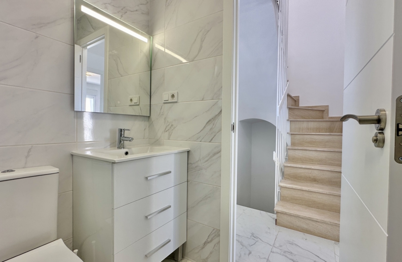 Resale - House - Torrevieja - Los Balcones