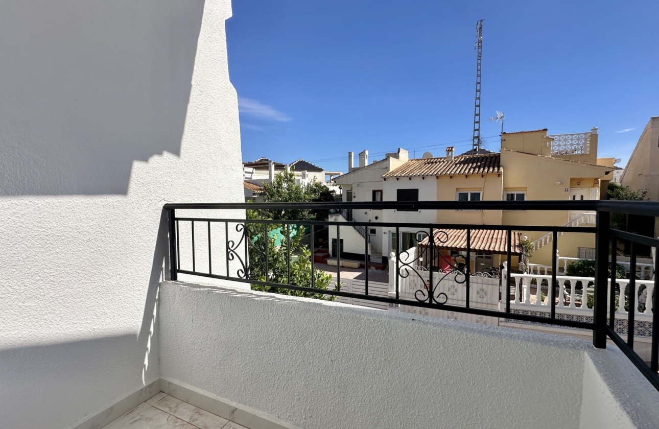 Resale - House - Torrevieja - Los Balcones