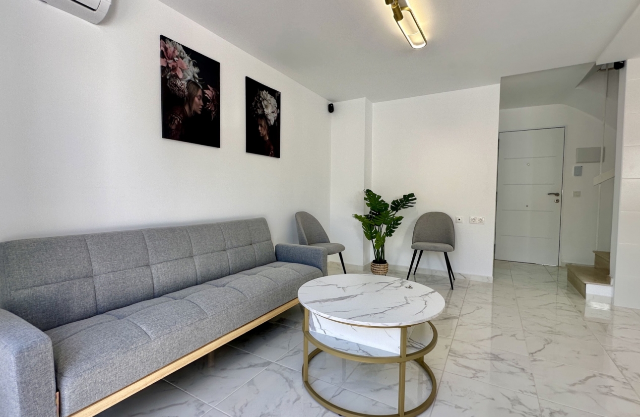 Resale - House - Torrevieja - Los Balcones