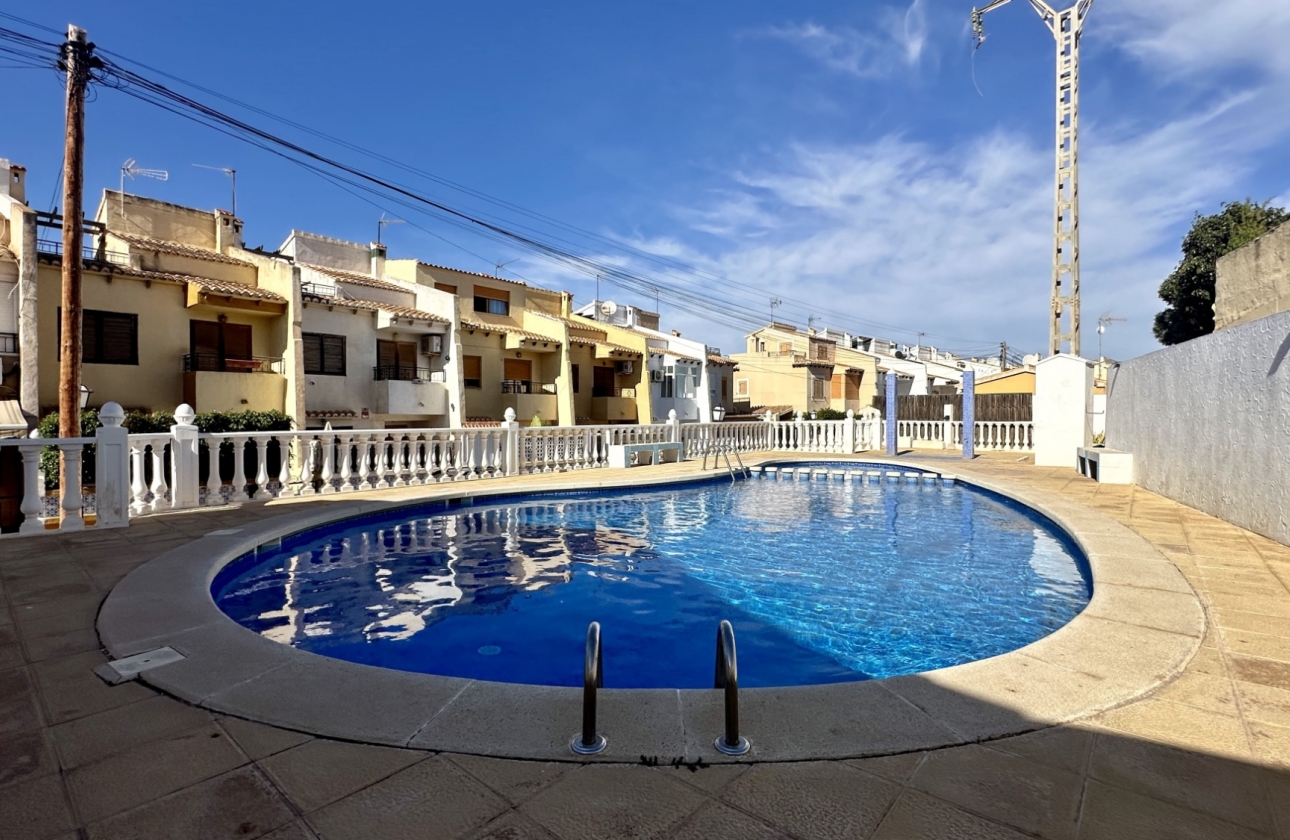 Resale - House - Torrevieja - Los Balcones