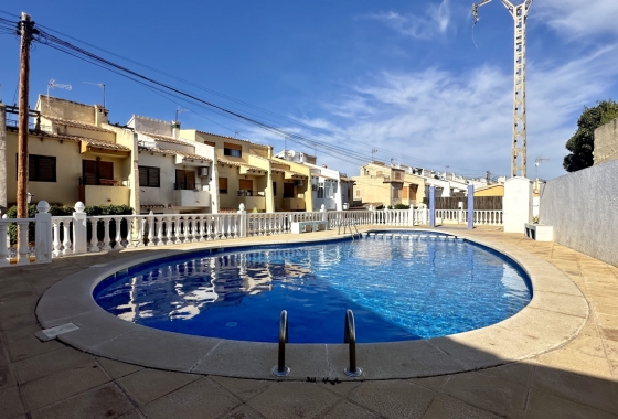 Resale - House - Torrevieja - Los Balcones