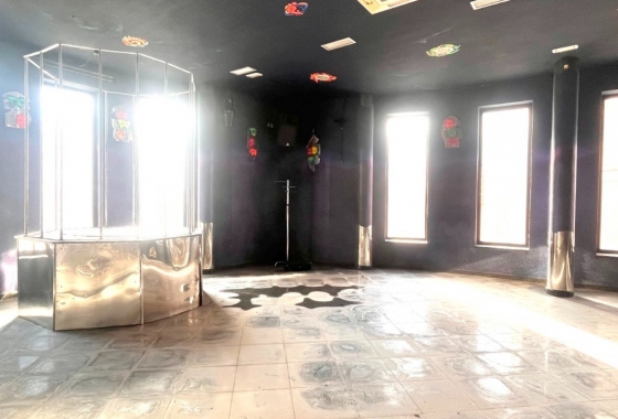 Resale - Commercial - Torrevieja - Playa del Cura